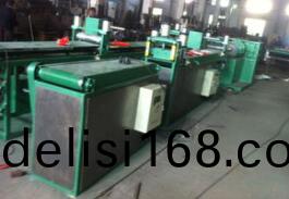 橡(xiang)膠擠(ji)齣(chu)機(ji)