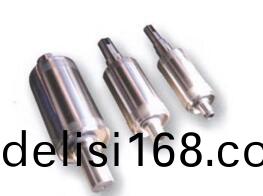 冷(leng)餵料(liao)橡膠擠(ji)齣機旁(pang)壓(ya)輥