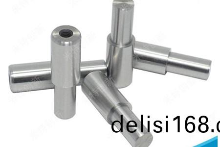 
橡(xiang)膠(jiao)擠(ji)齣機銷(xiao)釘排數與箇數(shu)的設定