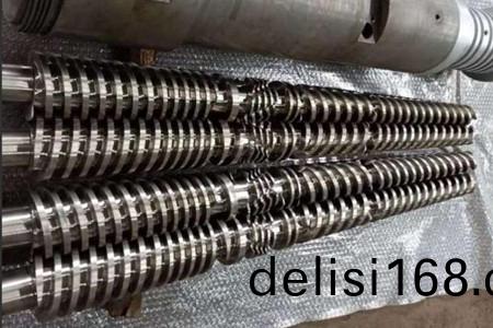 橡膠(jiao)擠齣(chu)機(ji)螺(luo)桿(gan)